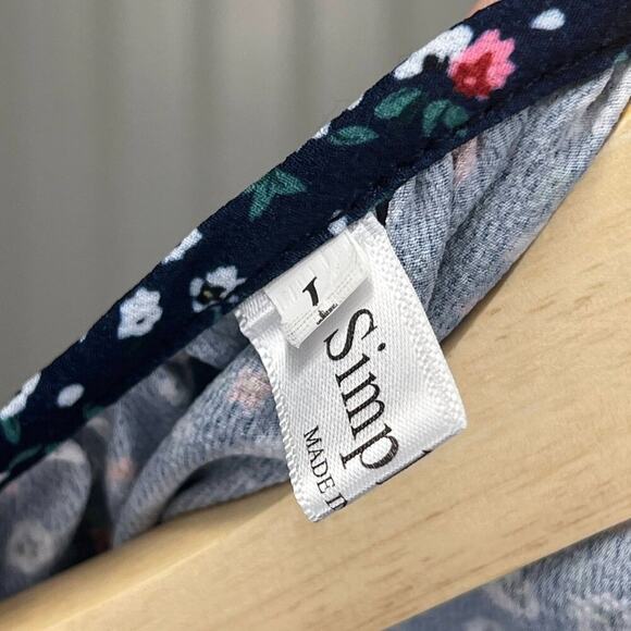 Simple Fun Women's Floral V-Neck Short Sleeve Blouse Large Blue - Picture 8 of 10